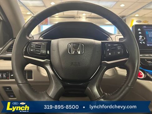Used 2026 Honda Odyssey Elite image 11