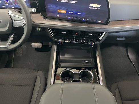 New 2026 Chevrolet Tahoe LS w/ LS Custom Edition AWD/4WD image 10