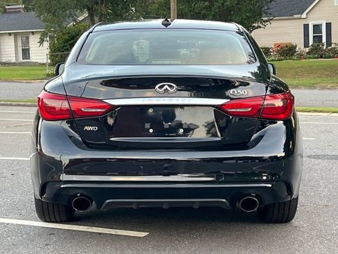 Used 2018 INFINITI Q50 Luxe AWD/4WD image 5