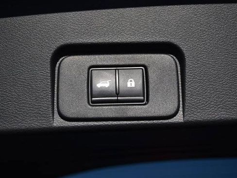 Certified 2024 Nissan Rogue SL w/ SL Premium Package image 30