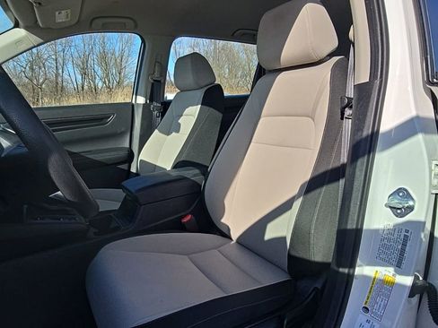 Used 2023 Honda CR-V LX image 15