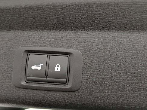 Used 2023 Mitsubishi Outlander SE AWD/4WD image 40