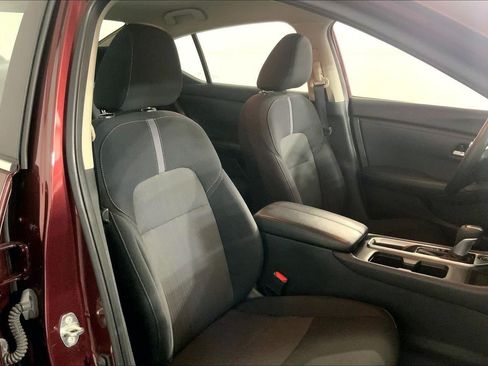 Used 2024 Nissan Sentra SV FWD image 7
