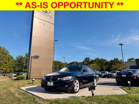 Used 2013 BMW 328i xDrive Sedan AWD/4WD image 1