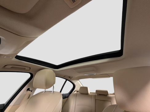 Used 2013 BMW 528i Sedan image 22