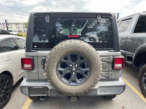 Used 2021 Jeep Wrangler Unlimited Sport AWD/4WD image 9