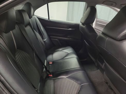Used 2022 Toyota Camry SE image 24