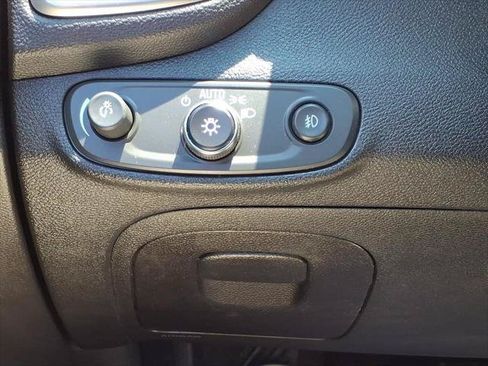 Used 2018 Chevrolet Trax Premier w/ LPO, Protection Package AWD/4WD image 18
