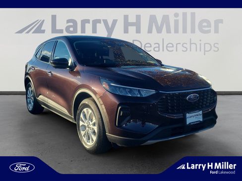 Used 2023 Ford Escape Active w/ Tech Pack #2 image 7