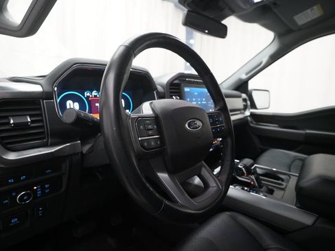 Used 2022 Ford F150 Lariat w/ Trailer Tow Package AWD/4WD image 9