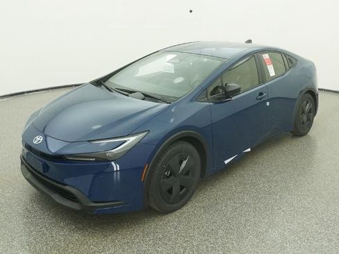New 2026 Toyota Prius LE image 1