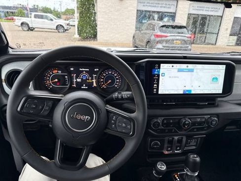 Used 2024 Jeep Wrangler Sport AWD/4WD image 6