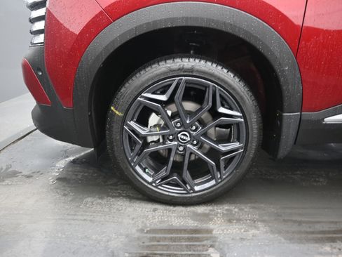 New 2026 Nissan Kicks SR image 9