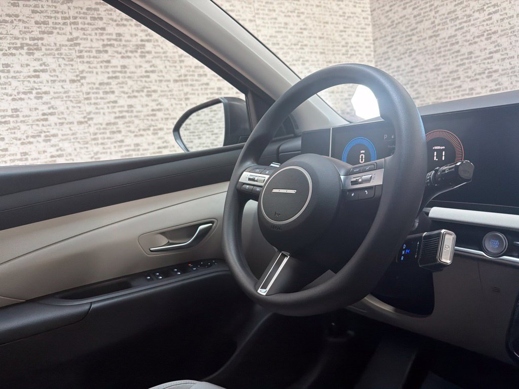 New 2026 Hyundai Tucson SEL FWD image 18