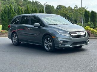 Used 2019 Honda Odyssey Touring video 2