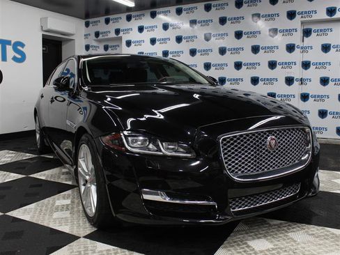 Used 2016 Jaguar XJ L Portfolio image 5