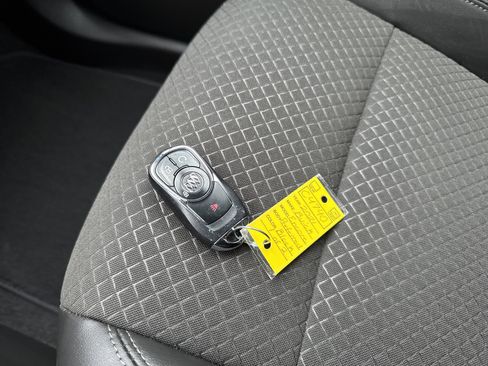 Used 2021 Buick Encore Preferred w/ Safety Package II FWD image 36