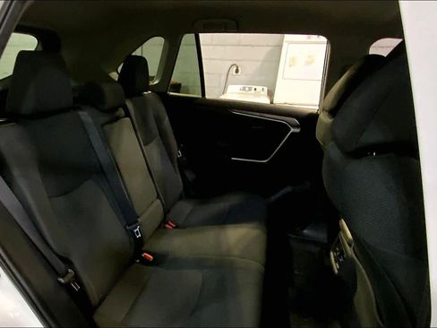 Used 2023 Toyota RAV4 LE image 19