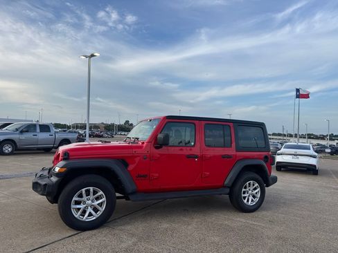 Used 2023 Jeep Wrangler Unlimited Sport AWD/4WD image 9