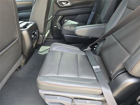 Used 2023 Chevrolet Tahoe High Country AWD/4WD image 15