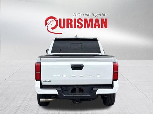 Used 2024 Toyota Tacoma SR5 image 3