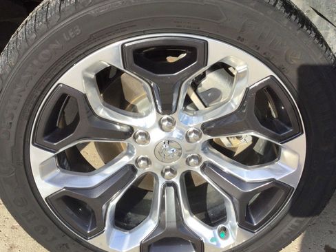 Used 2021 RAM 1500 Limited image 11