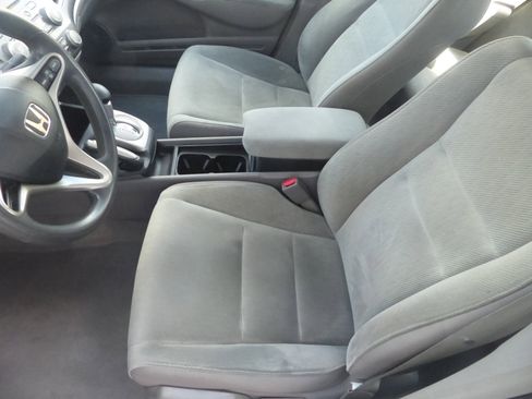 Used 2010 Honda Civic LX image 19