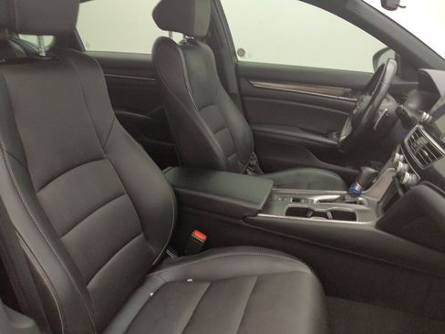 Used 2021 Honda Accord Sport image 21