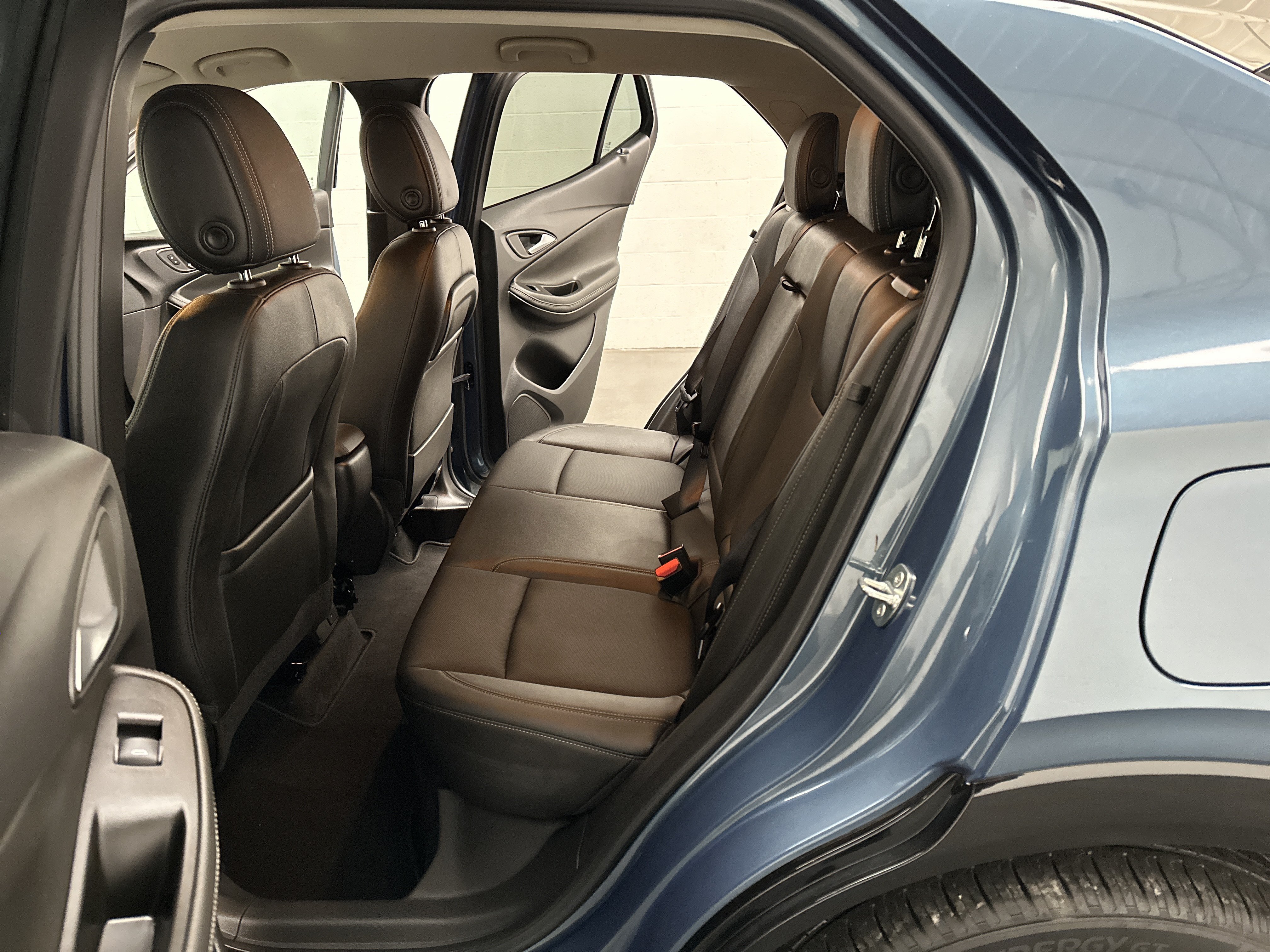 Used 2024 Buick Encore GX Sport Touring w/ Comfort Package FWD image 21