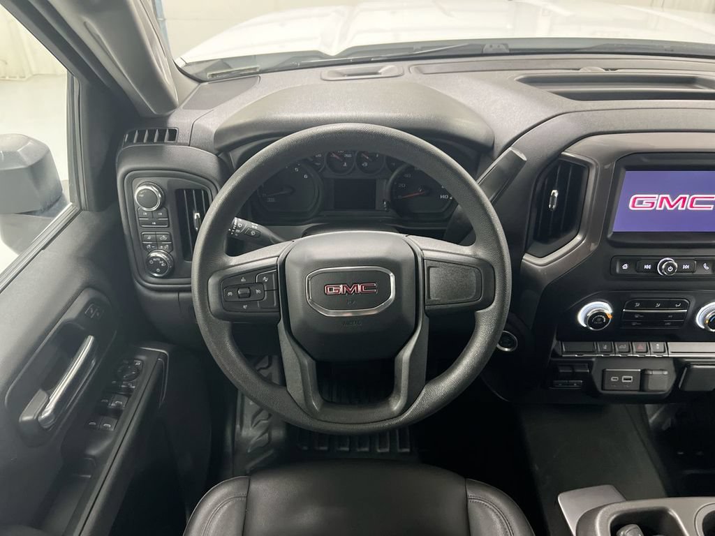 Used 2024 GMC Sierra 2500 Pro w/ Convenience Package AWD/4WD image 11