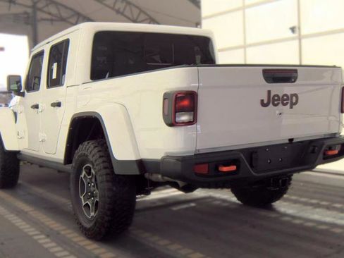 Used 2022 Jeep Gladiator Mojave w/ Dual Top Group AWD/4WD image 7