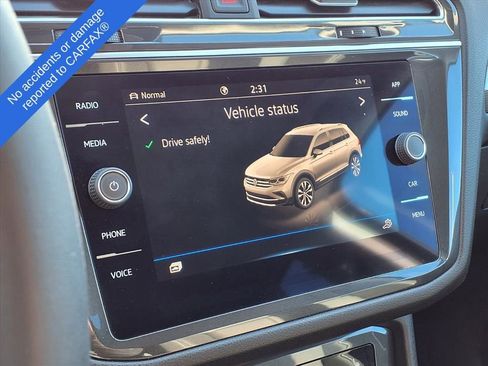 Used 2022 Volkswagen Tiguan SE image 23