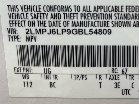 Used 2016 Lincoln MKX Reserve w/ Luxury Package image 39