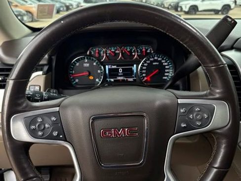 Used 2018 GMC Yukon SLT w/ Premium Edition AWD/4WD image 16