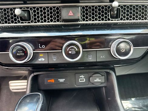 Used 2023 Honda Civic Sport image 15