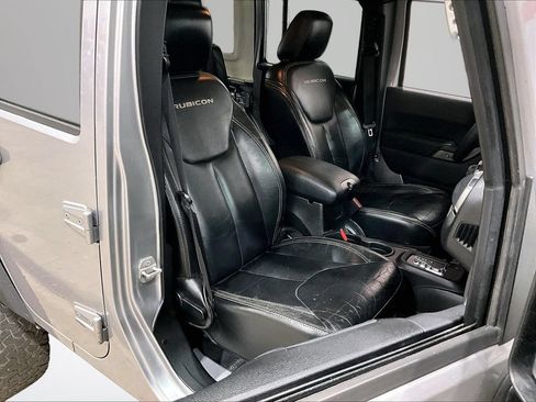 Used 2015 Jeep Wrangler Unlimited Sport AWD/4WD image 7