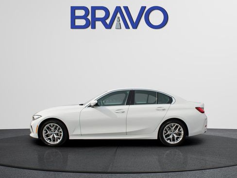 Used 2025 BMW 330i Sedan image 8