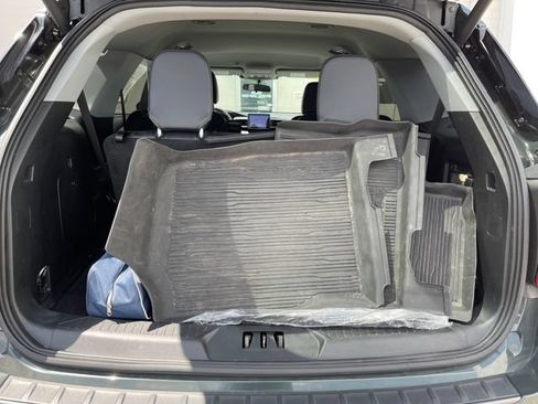 Used 2024 Ford Explorer XLT w/ Equipment Group 202A AWD/4WD image 27