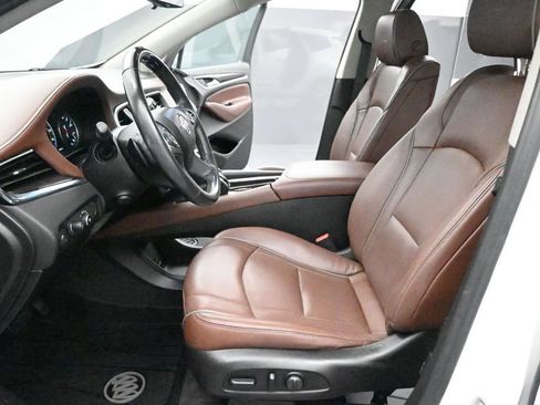 Used 2019 Buick Enclave Avenir w/ Avenir Technology Package AWD/4WD image 7