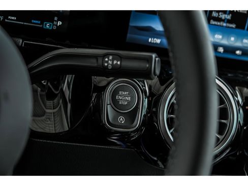 Certified 2026 Mercedes-Benz GLA 250 4MATIC image 13