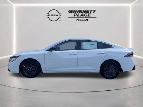 New 2026 Nissan Sentra SV FWD image 24