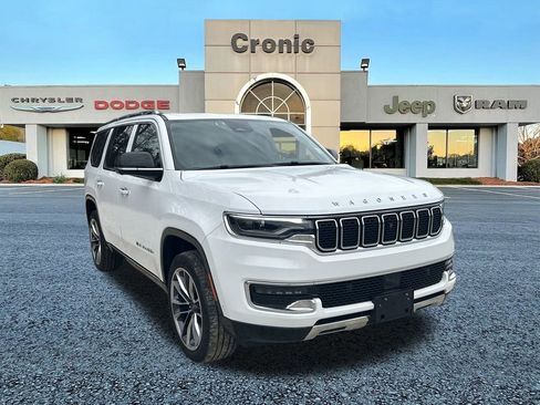 Used 2024 Jeep Wagoneer Series III w/ Premium Group I image 1