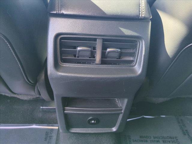 Used 2024 Ford Edge SEL AWD/4WD image 16