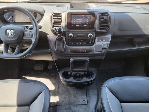 Used 2023 RAM ProMaster 2500 FWD image 5