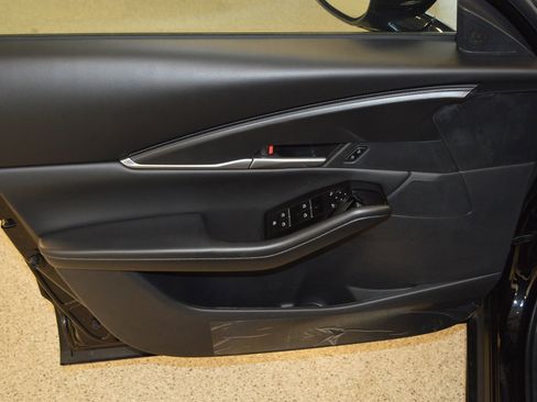 New 2025 MAZDA CX-30 AWD 2.5 S w/ Select Sport Pkg image 14