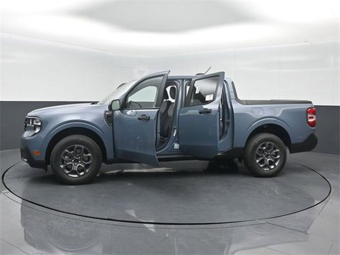 New 2025 Ford Maverick XLT w/ XLT Luxury Package image 28