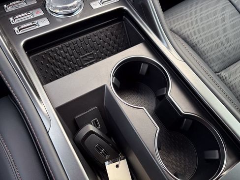 New 2026 Lincoln Nautilus Reserve AWD/4WD image 42