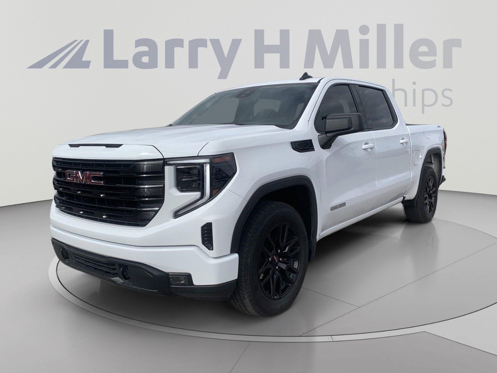 Used 2023 GMC Sierra 1500 Elevation AWD/4WD image 1