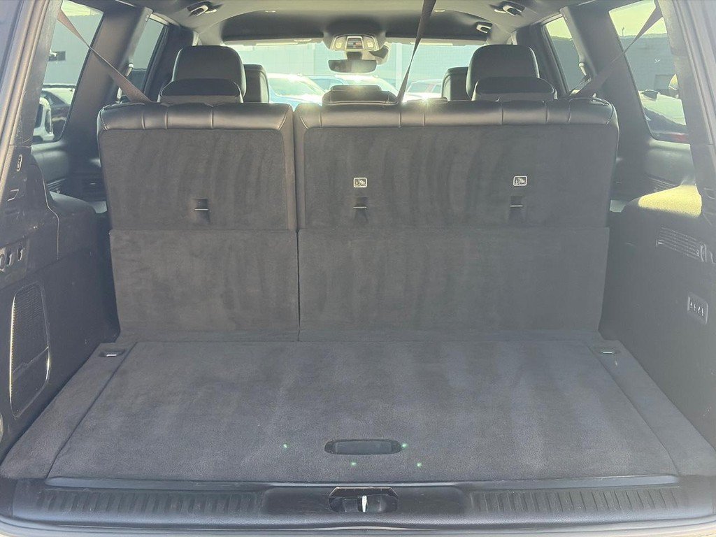 Used 2024 Jeep Wagoneer L Series III w/ Flexible Seating Group AWD/4WD image 6