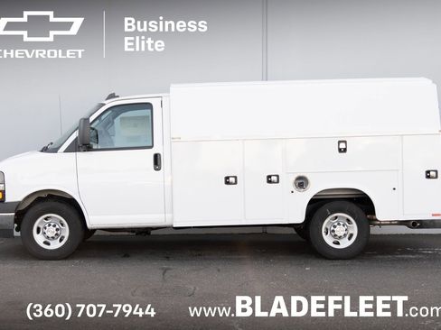 New 2024 Chevrolet Express 3500 w/ Power Convenience Package image 4